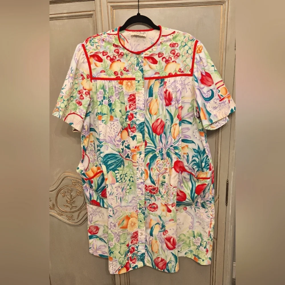 Coffee Coats Styled By Saybury Vintage Housecoat Kitschy Fruit Floral Print